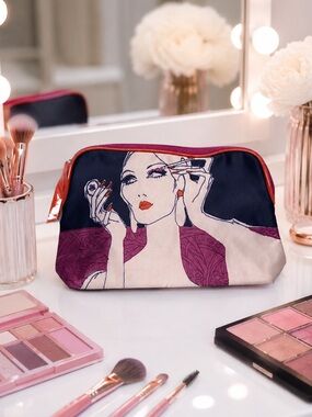 Estée Lauder Illustrated Woman Cosmetic Makeup Bag Travel Pink Navy, Like New
